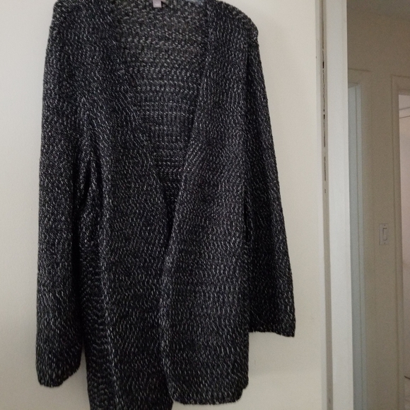 J. Jill black and white cardigan sweater in great condition. - Picture 1 of 5